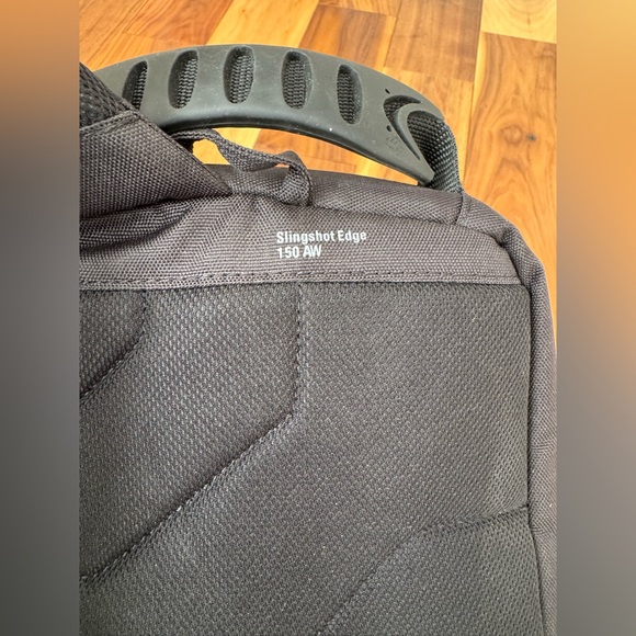 Lowepro Slingshot Edge 150AW camera bag black - Picture 9 of 16